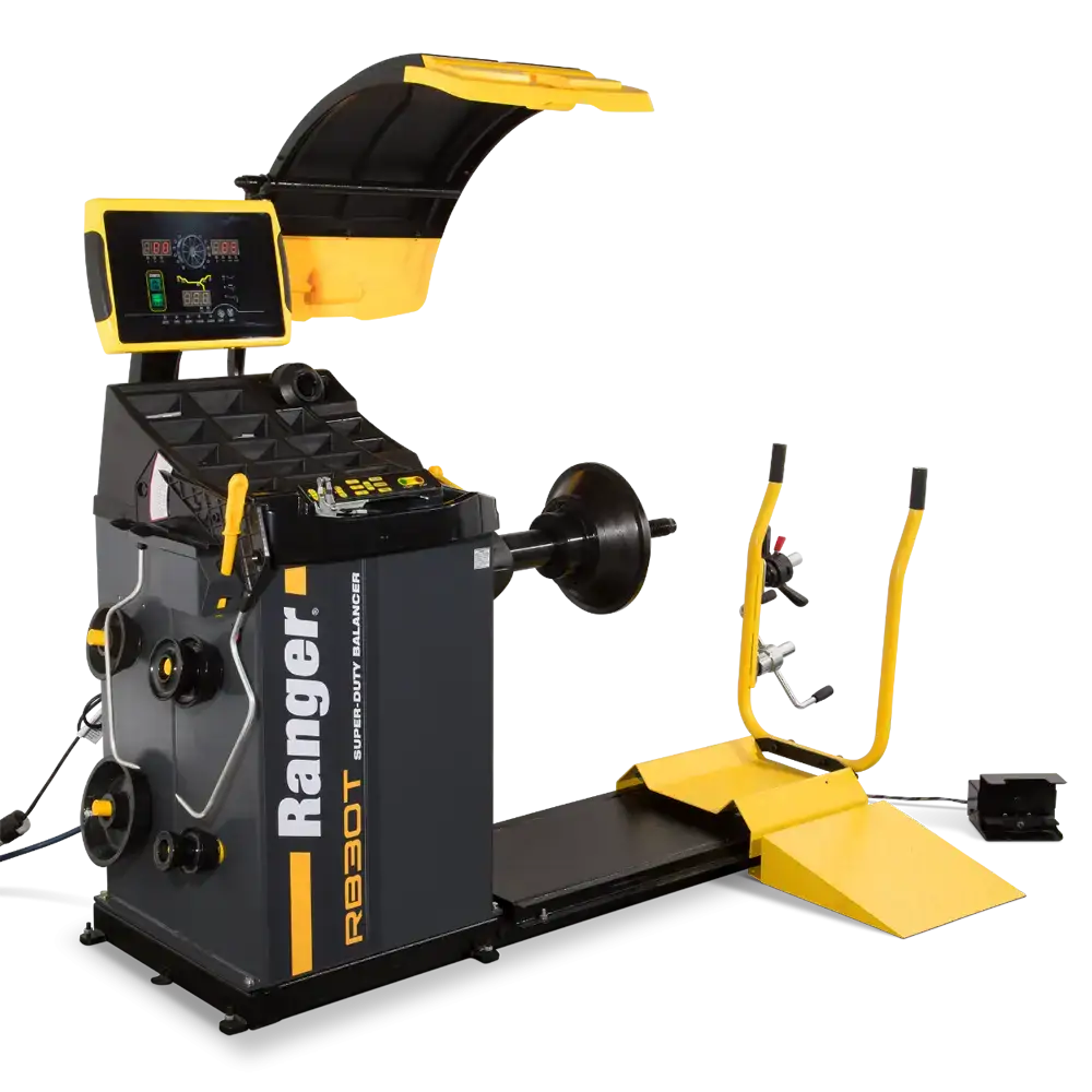 Ranger RB30T Heavy-Duty Truck Wheel Balancer, High Capacity Commercial Balancer - 5140179