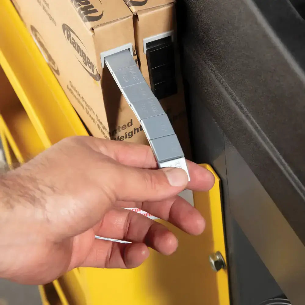 Ranger LS45DS Laser-Spot 3D Wheel Balancer w/ Free Wheel Weight