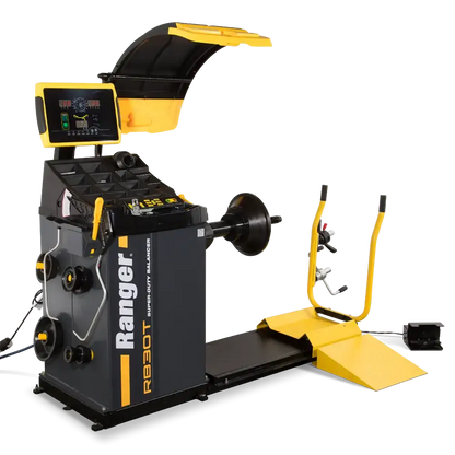 Ranger RB30T Heavy-Duty Truck Wheel Balancer, High Capacity Commercial Balancer - 5140179