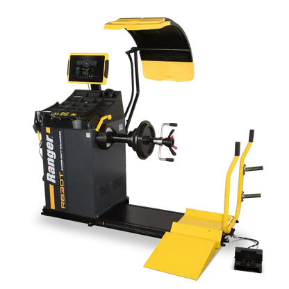 Ranger RB30T Heavy-Duty Truck Wheel Balancer, High Capacity Commercial Balancer - 5140179